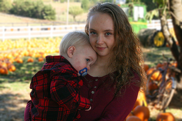  Family Photo Editing clackamas Pumpkin patch Mom and son background blur